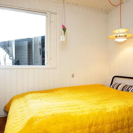 Tranquil Holiday Home In Hovedstaden With Terrace * ジルレジェ